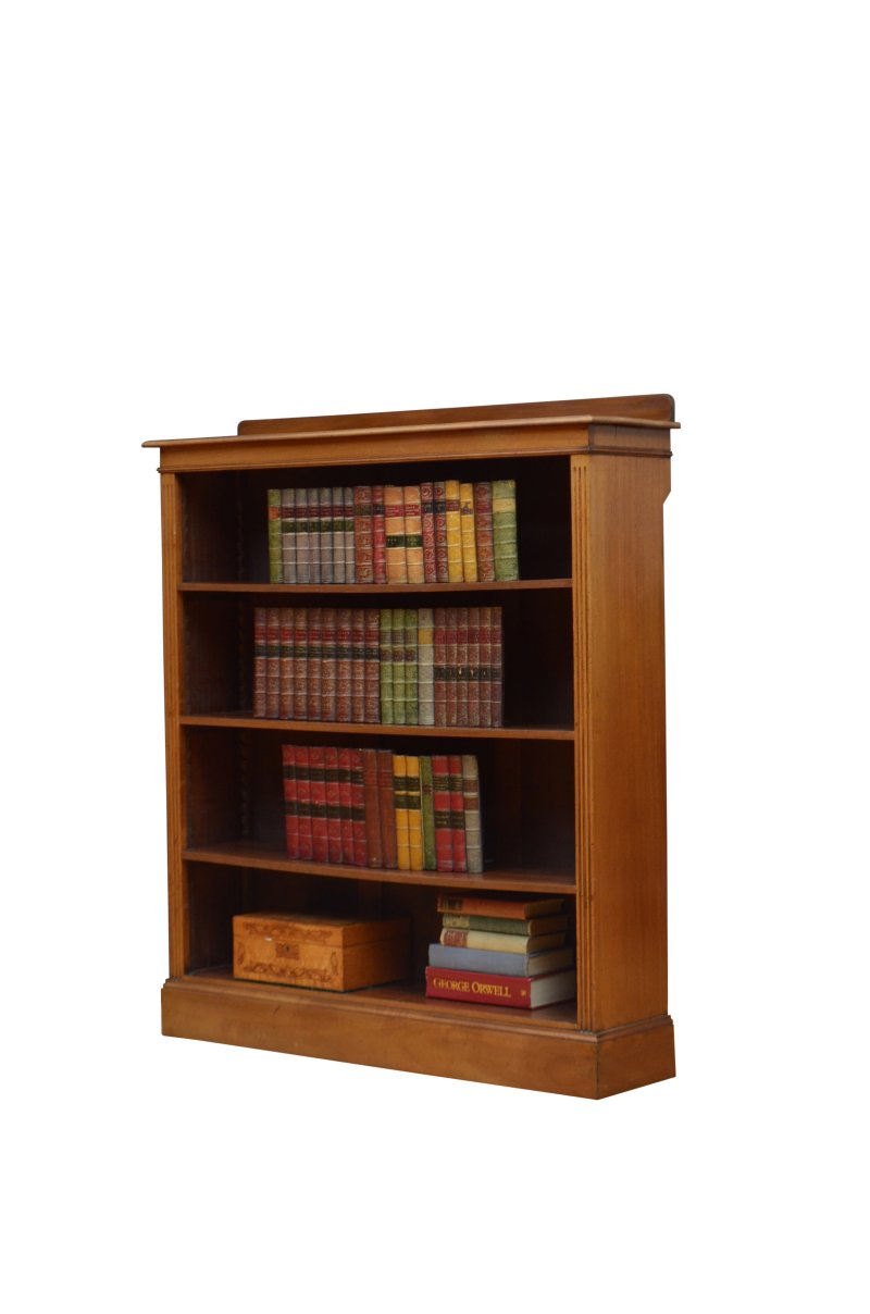 English Edwardian Walnut Open Bookcase - Image 4